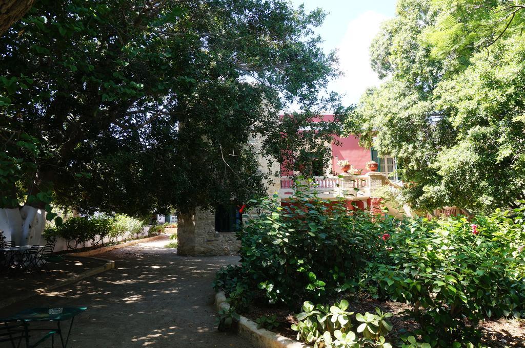Archontiko Angelou Hotel Алинда Екстериор снимка